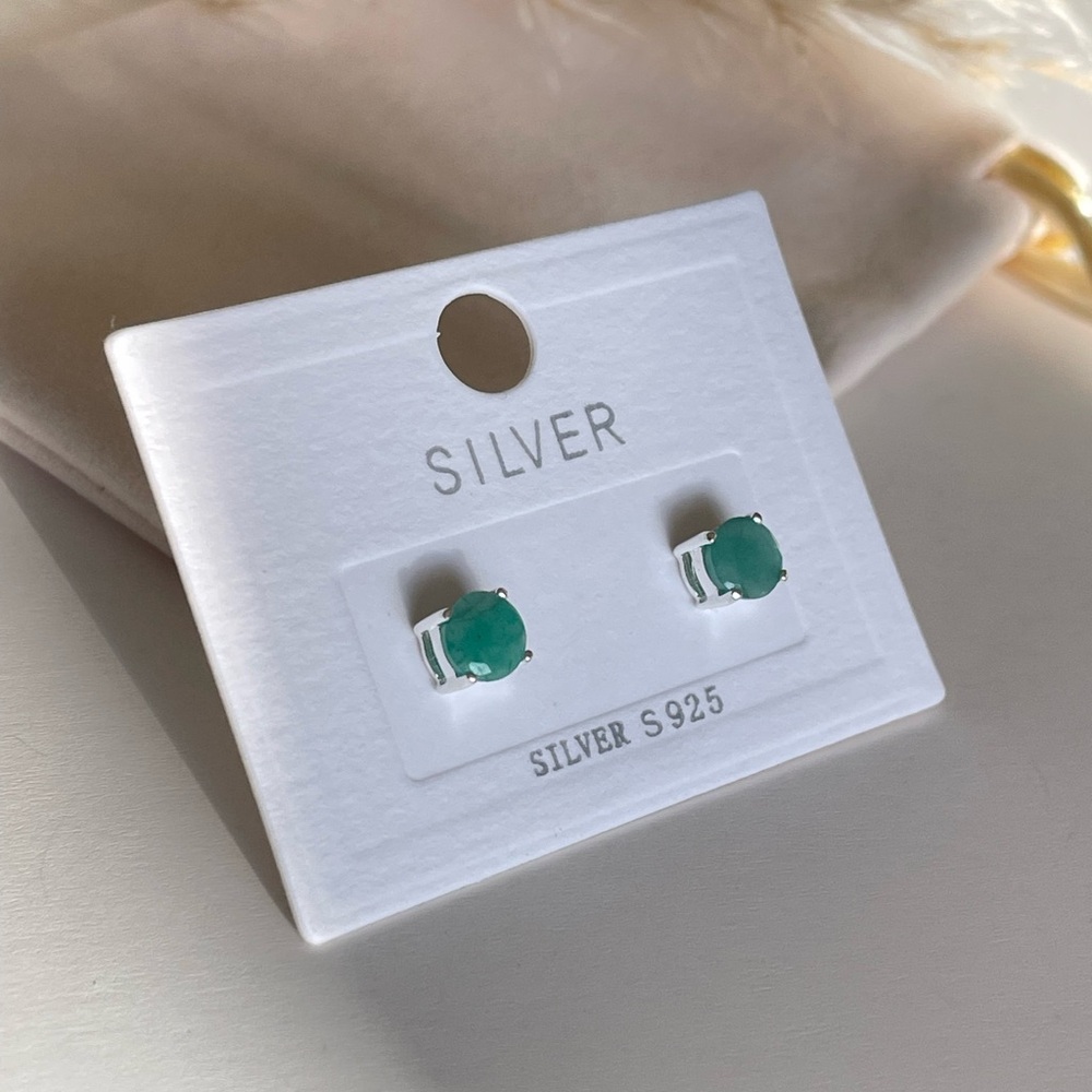 925 Sterling Silver Natural Emerald Stud Earrings!!  “Royal Delicacies” - Picture 6 of 17